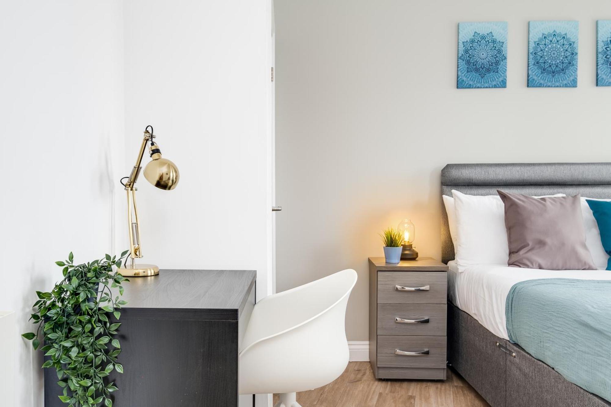 Pluxa Blue Sapphire Luxury Stay Free Parking Free Wifi - Walk Everywhere, Travel, Biz, Leisure Бирмингем Экстерьер фото
